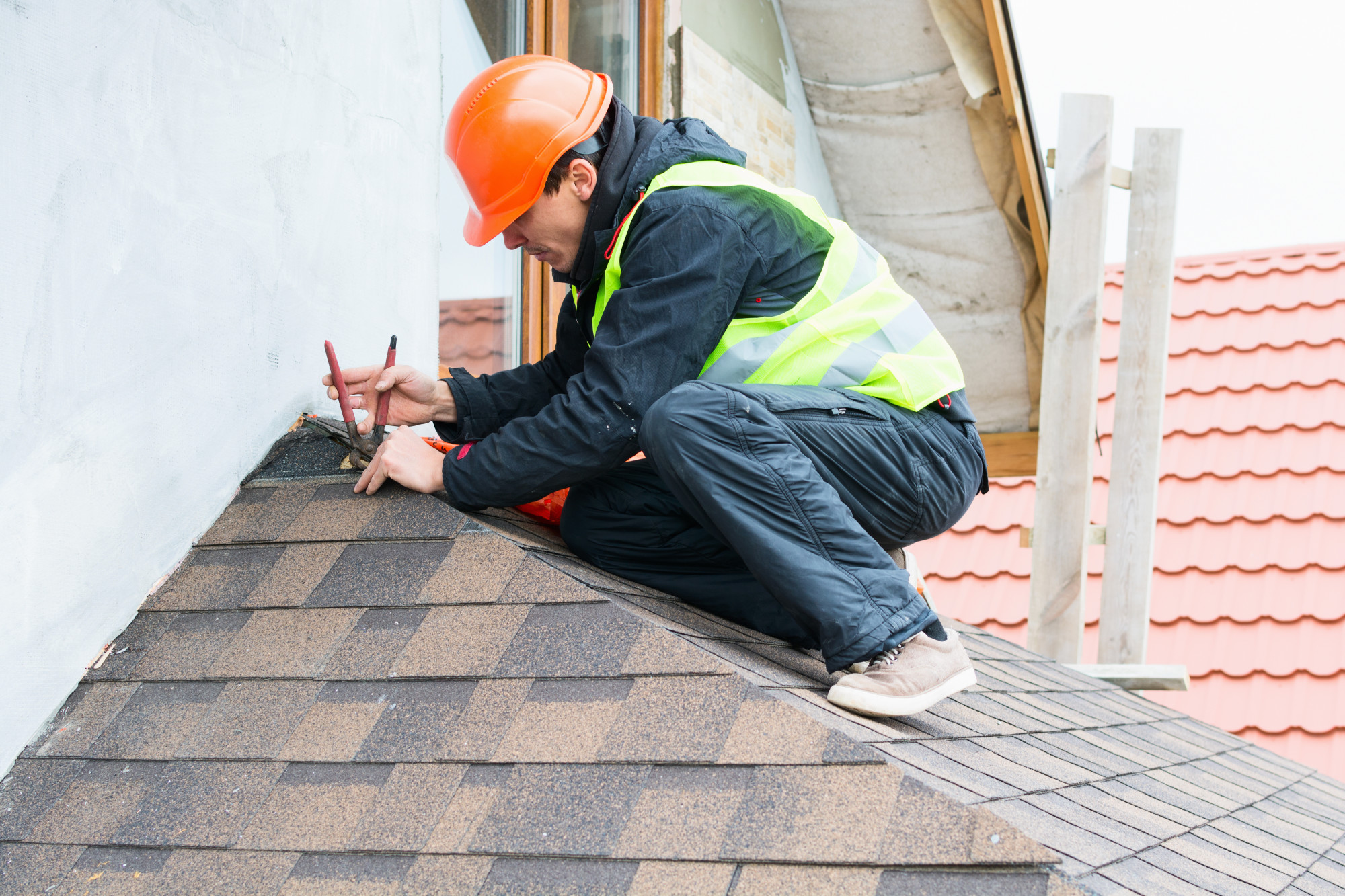 Keeping the Roof Over Your Head: Roof Repair in Omaha, NE Area